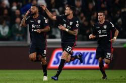 英雄联盟总决赛-AC米兰胜出米兰德比，领先优势扩大的简单介绍