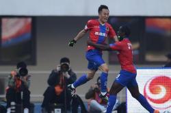 LOL赛事-北京北控遭遇失利，保级前景不容乐观