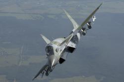 LOL赛事-拉文变身关键刺客，马刺客场爆冷刺穿篮网