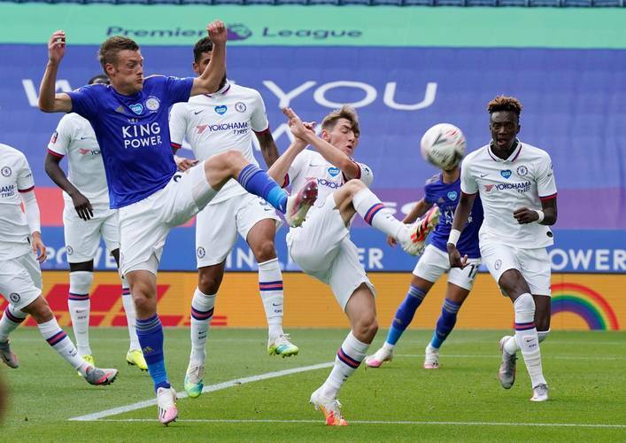 南特中场传控出色，球队进攻数十连环