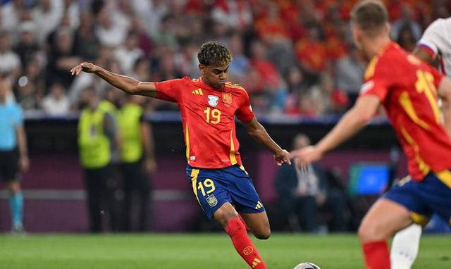 西班牙球队在外国比赛中蓄势待发