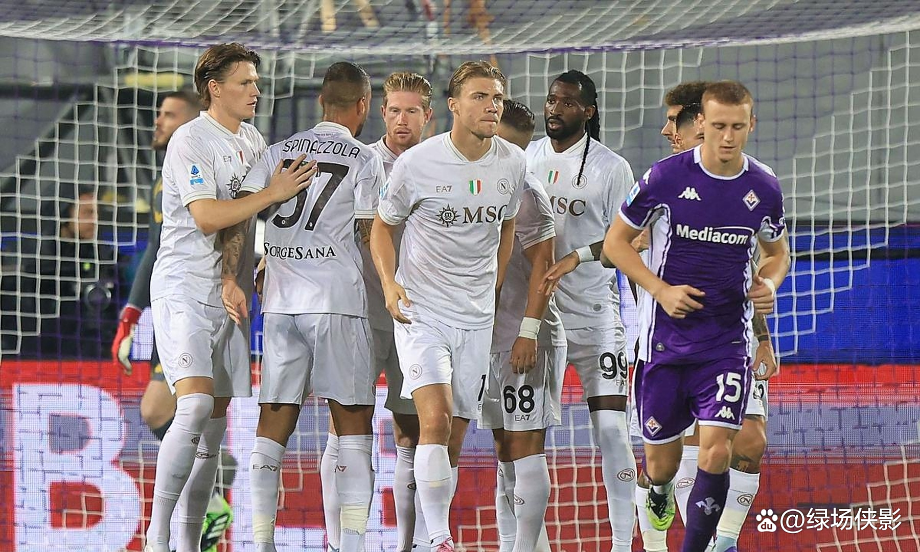 关于战术演练：佛罗伦萨备战迎接下一场挑战的信息