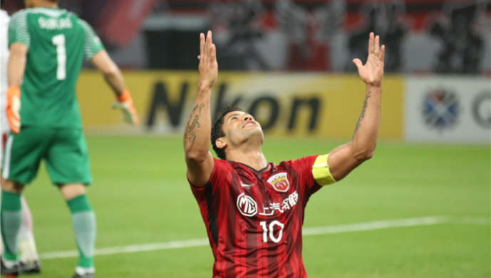 上港客场惜败水原三星，遗憾出局的简单介绍