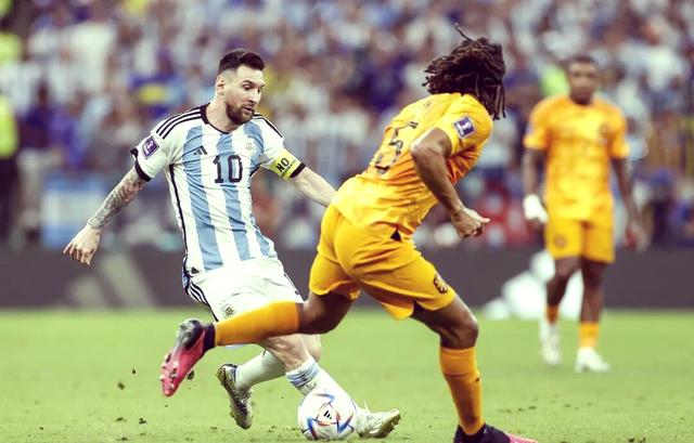 焦点大战:世界杯上演巅峰碰撞 焦点大战:世界杯上演巅峰碰撞