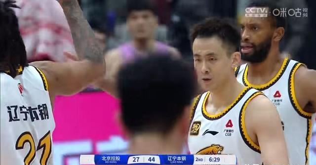 福建队轻取太阳，赵继伟点燃赛场