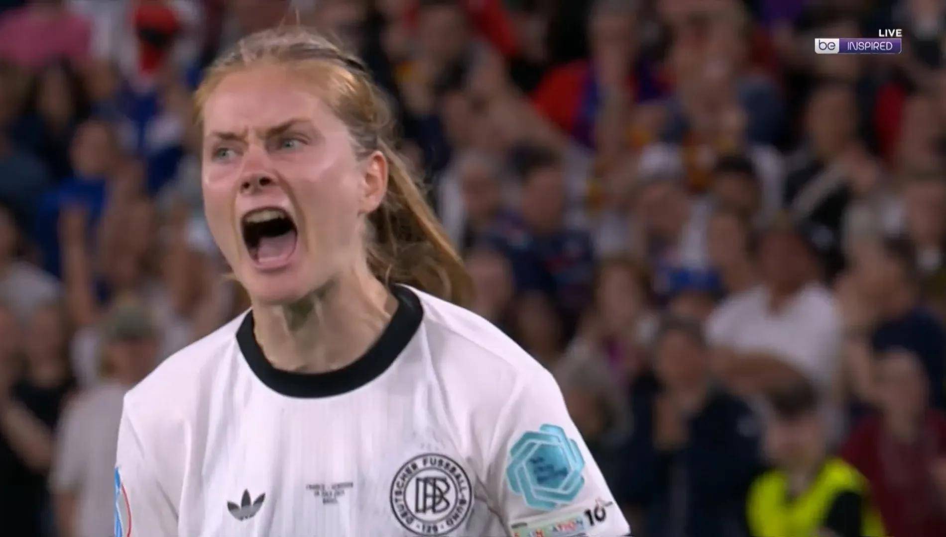 匈牙利女足表现出色，轻松晋级