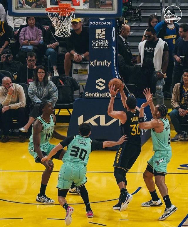 步行者客场逆转小牛收获两连胜，国王大胜黄蜂