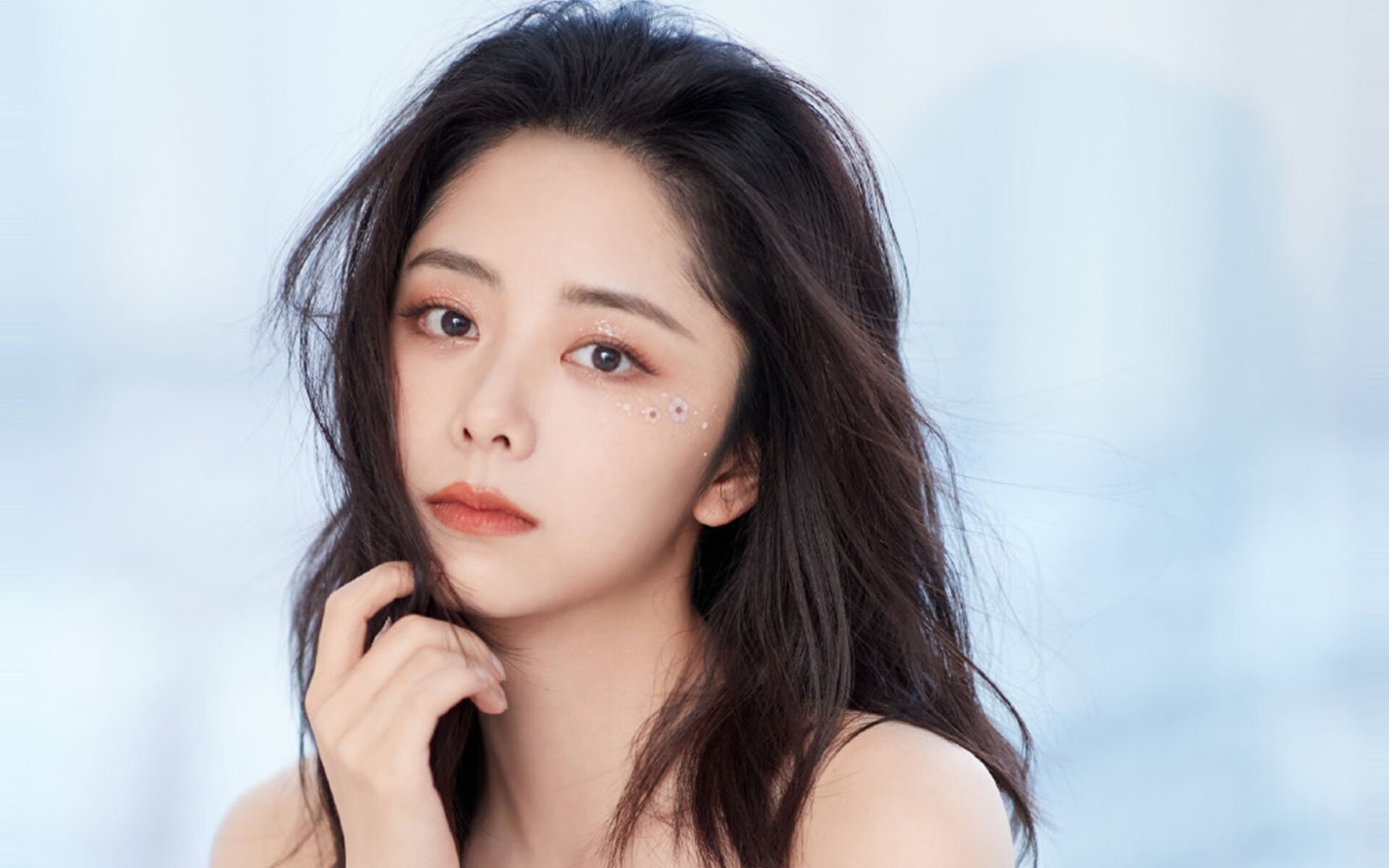 当杭州的剑气遇上底特律的钢铁，锡安·威廉姆森的重力诗篇