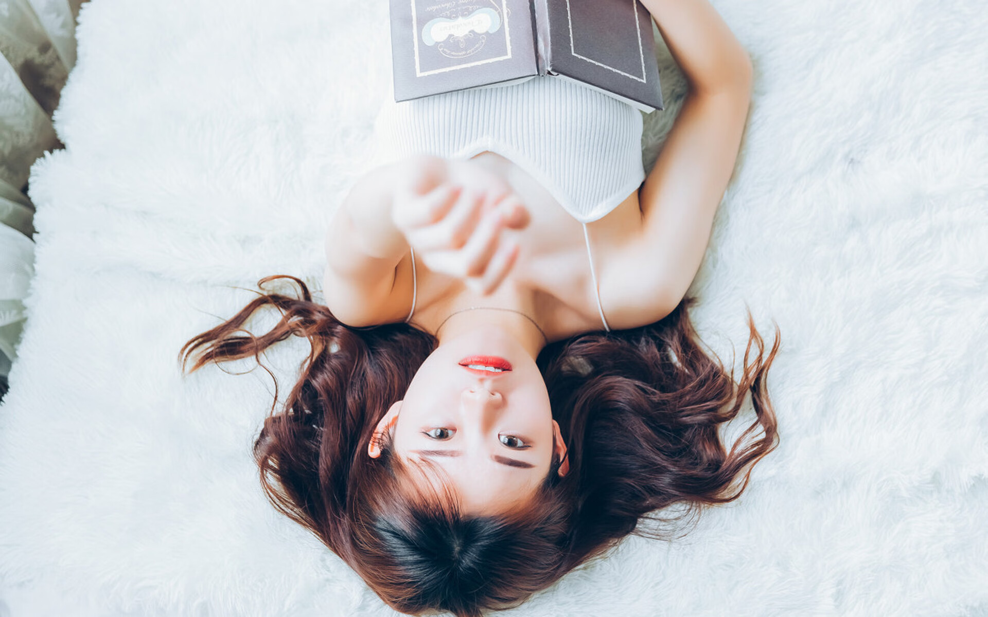 不可复制的救赎，欧冠半决赛之夜的莱万爆发