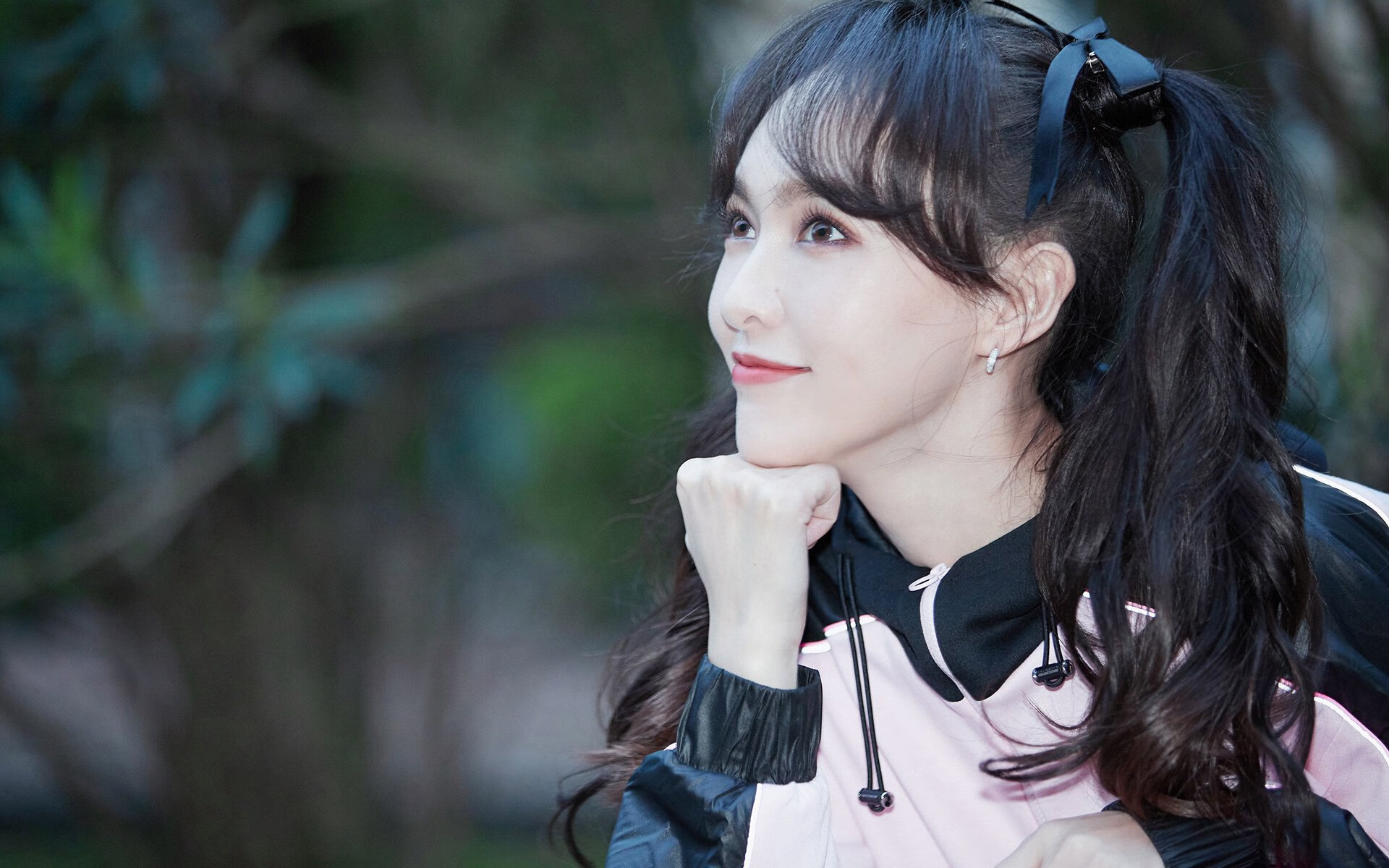 黄喜灿闪耀全场，瑞典队轻松击穿卡塔尔—一场独一无二的足球盛宴