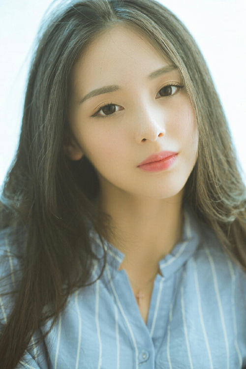 弗拉霍维奇独造三球，塞维利亚主场大胜卡迪斯