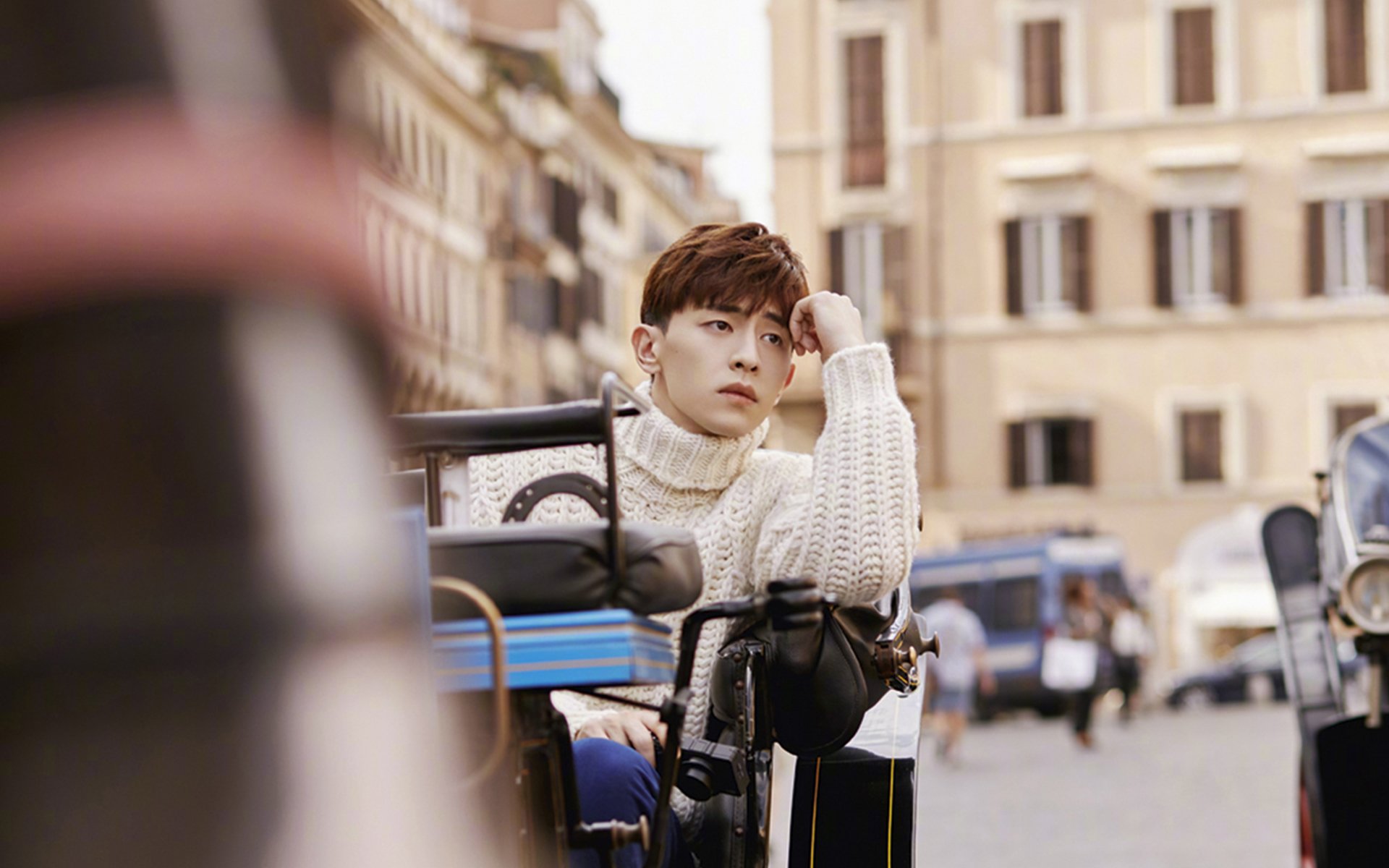 他接管比赛，可你以为他是谁？纽约麦迪逊的狂野与菲律宾球馆的轰鸣，共响着一个英雄主义神话