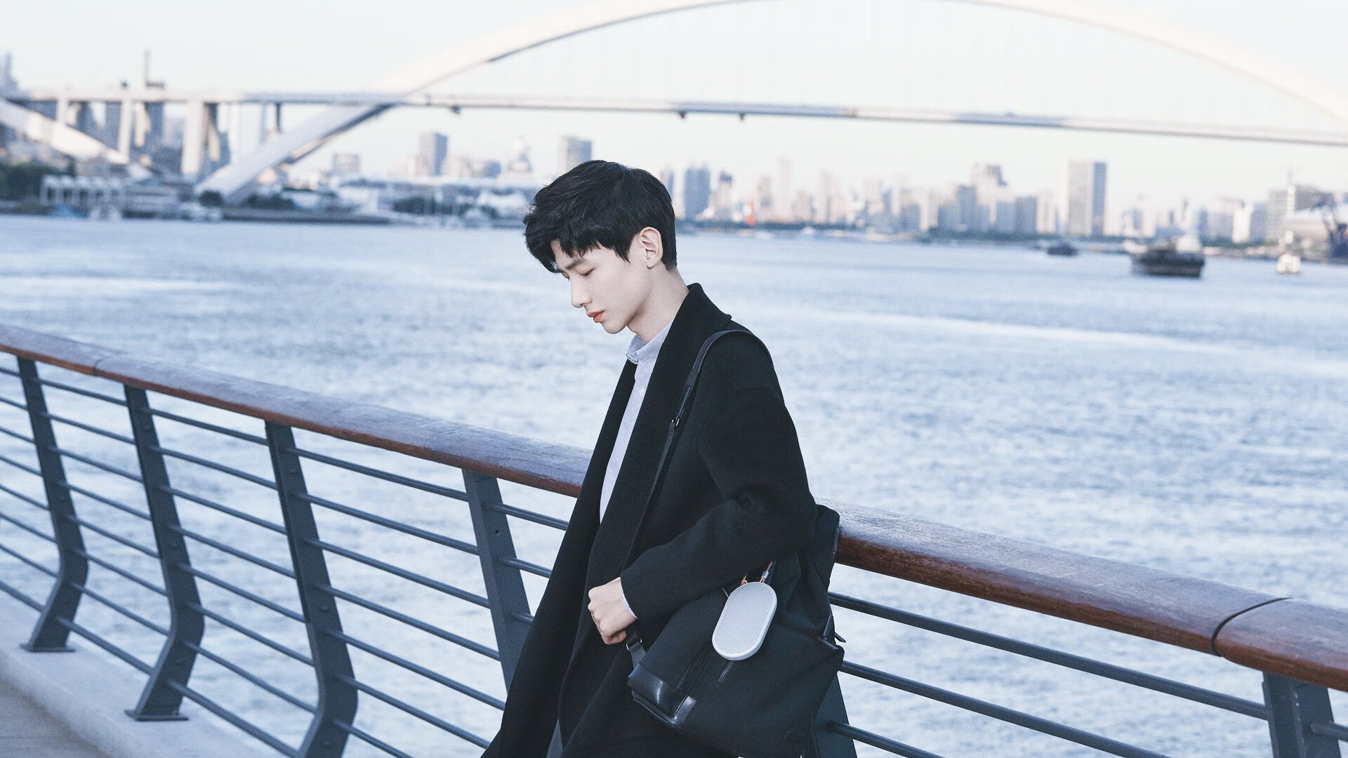 盐湖城冰风暴，戈贝尔擎天一柱，爵士冻结费城暖春