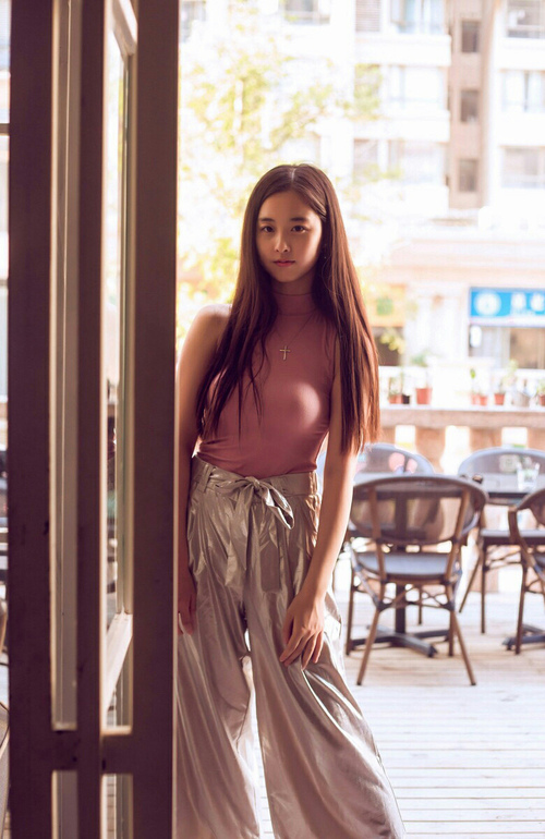 切特·霍姆格伦的无声宣言，冠军血脉在年轻骨骼中奔涌