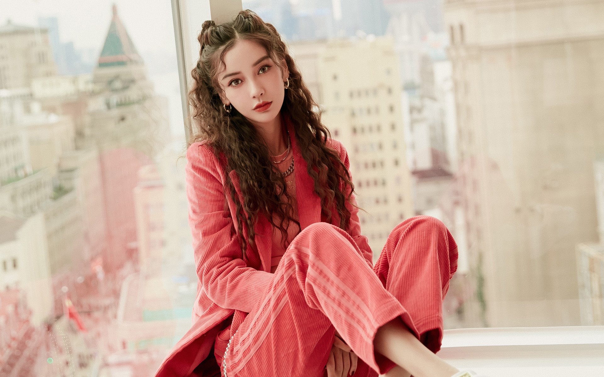 当东方的华尔街遇见费城巨兽,一场跨越文化的篮球对话