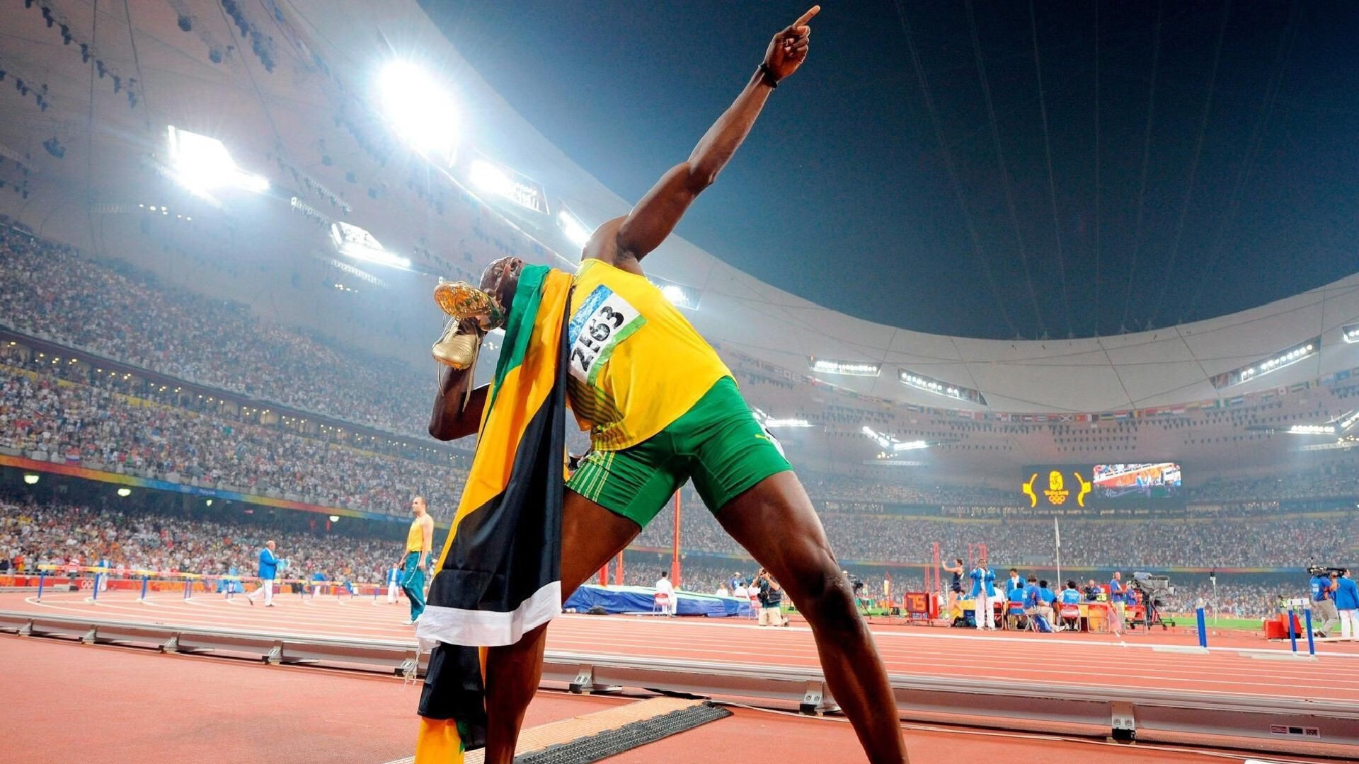 从布鲁塞尔到爱丁堡,卢卡库如何成为橄榄球场的隐形第16人