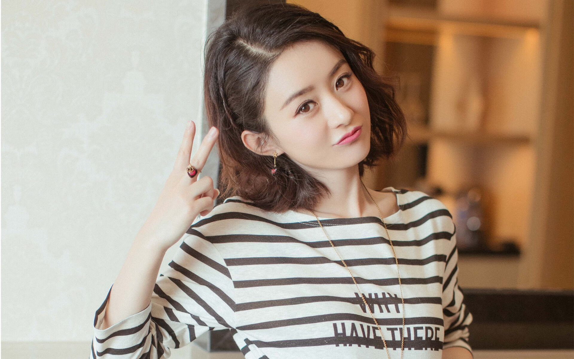 铁血防线难挡青春风暴！马刺外线火力全开压制灰熊，西南内战争夺战白热化