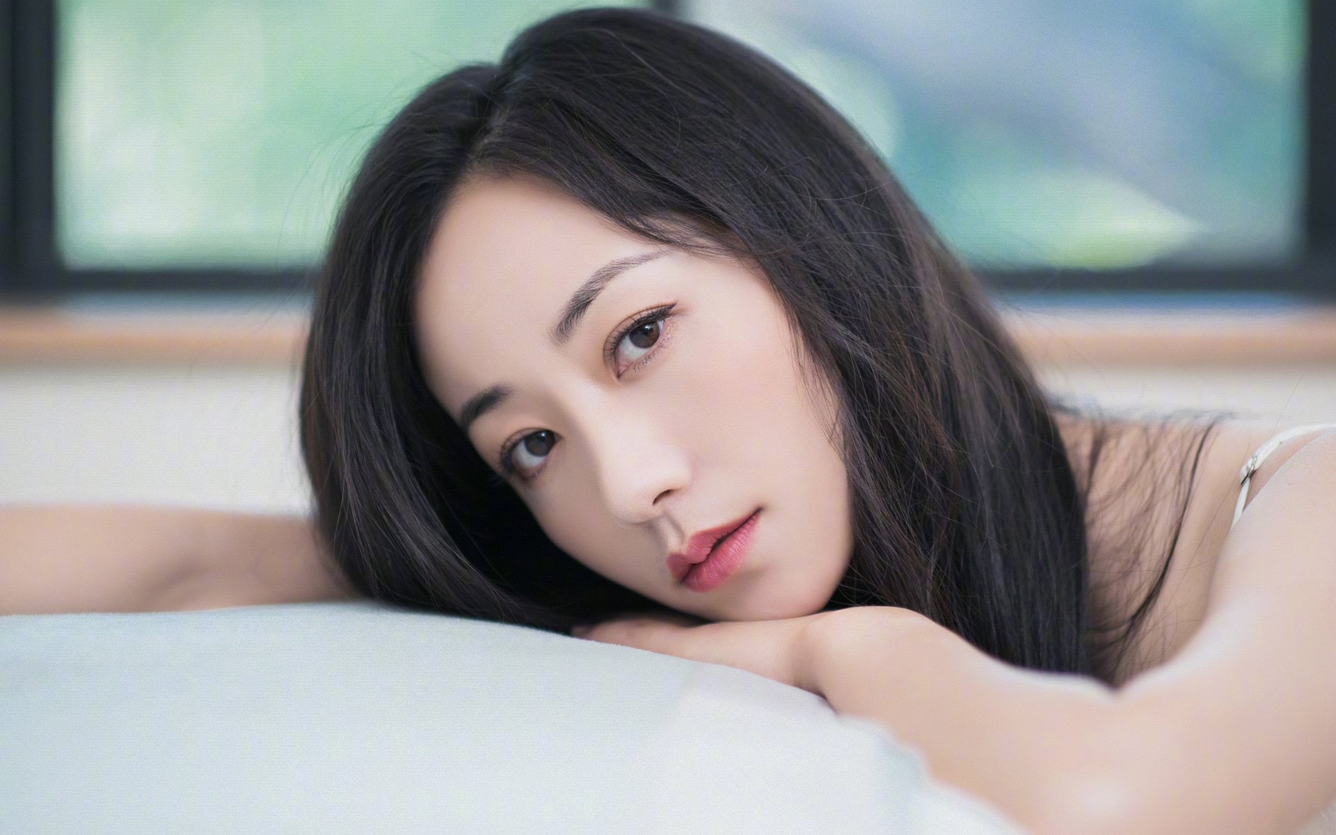 时空错位之夜，NBA季后赛惊现跨界对决，公牛压哨绝杀广东队改写历史