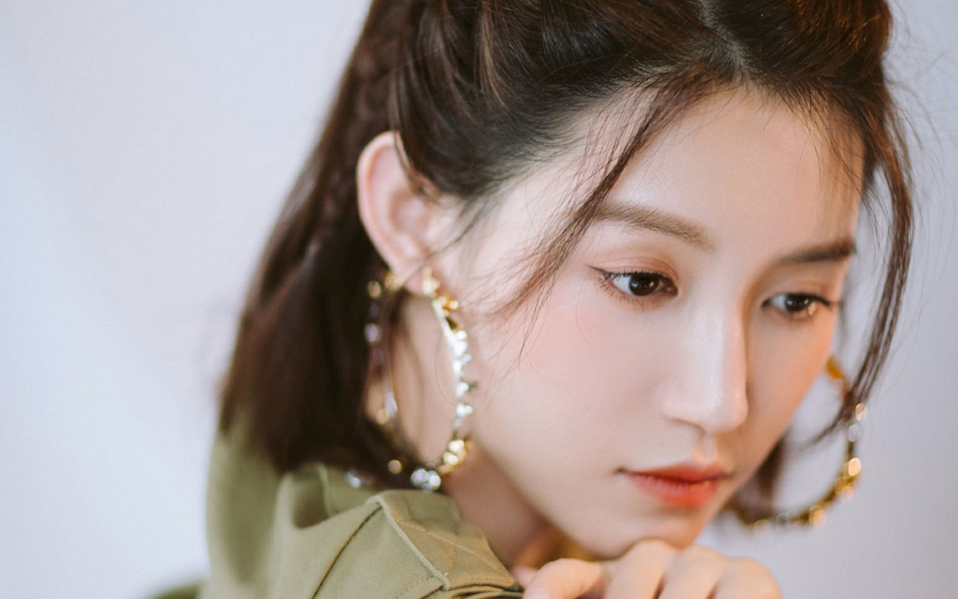 红魔铁蹄踏碎北欧防线,阿诺德一人导演的碾压式胜利,2026世界杯G组上演唯一性经典